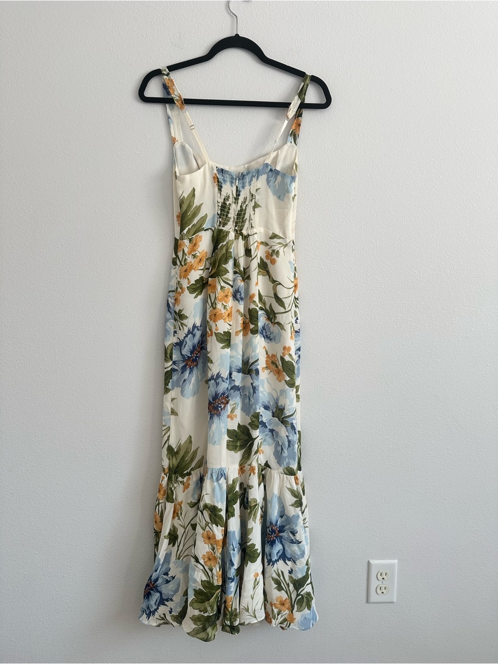 Reformation White Blue Floral Irisa Maxi Dress Size 2 Trumpet Skirt - Picture 4 of 8